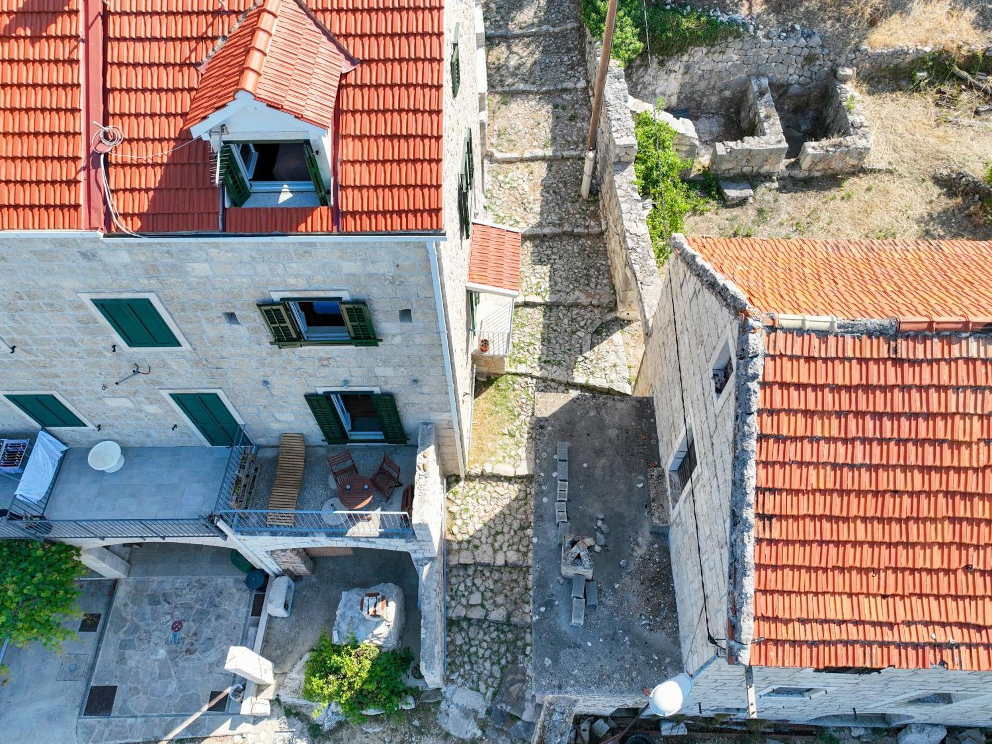 Villa Stone House Kurtic Stara Podgora Extérieur photo